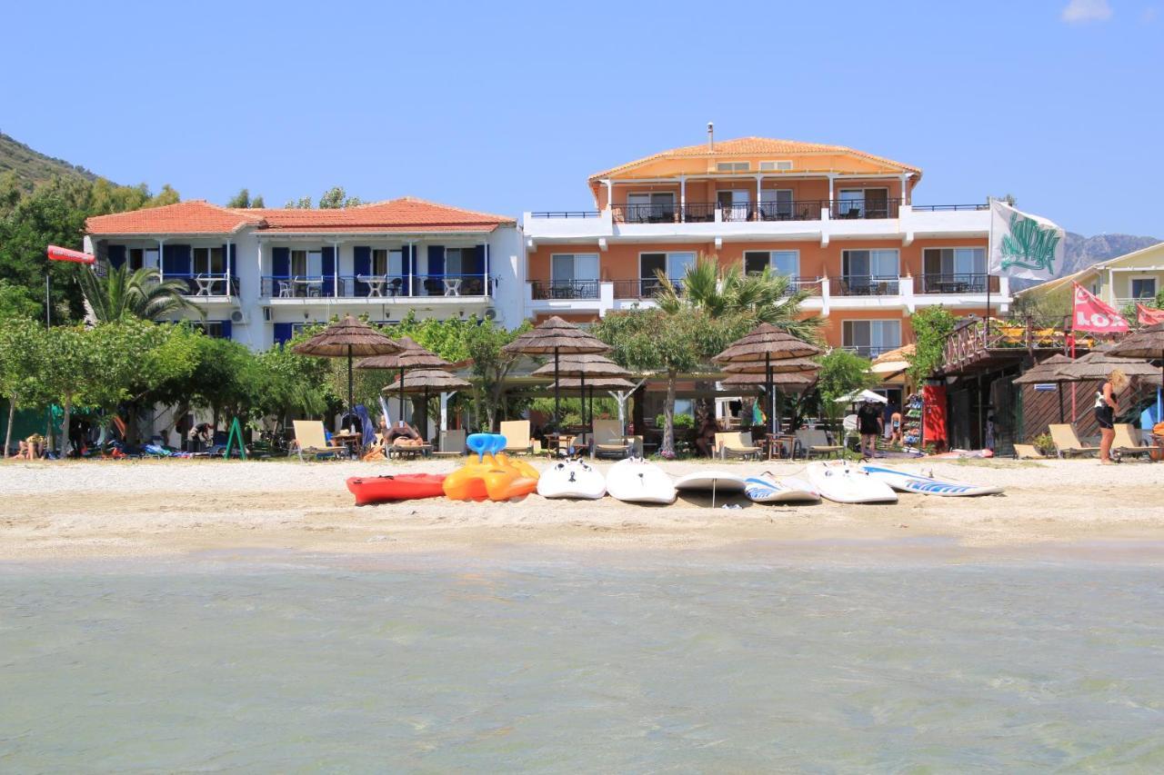 Aparthotel Nefeli Wind Club à Vasilikí Extérieur photo